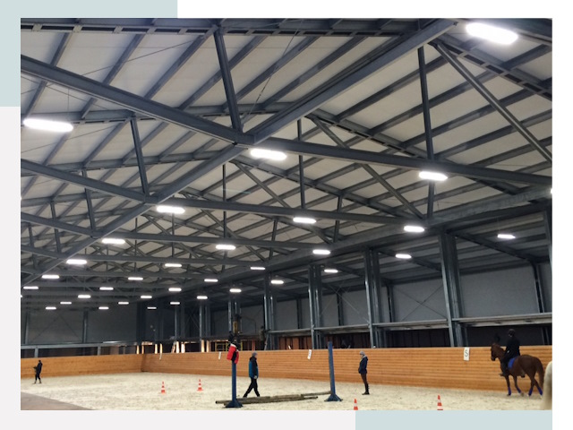 Строительство конных манежей от 615 руб в Лысьва